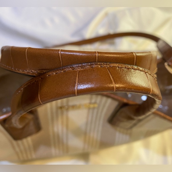 Michael Kors Striped canvas Tote - Picture 9 of 11